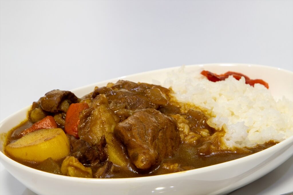 牛すじカレー|調理イメージ